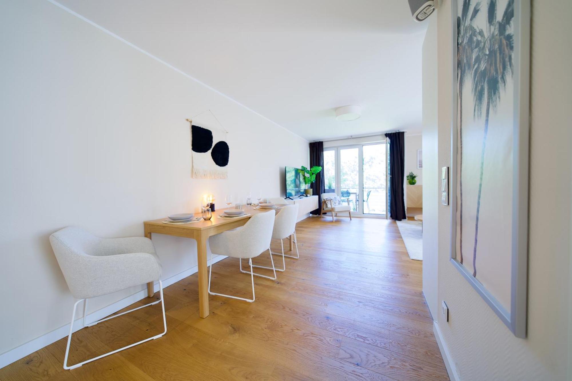 Edler Wohnraum Schwanenteich-Oase Mit Balkon, Kaffeevollautomat, Lift & Parkplatz Apartment Цвикау Екстериор снимка